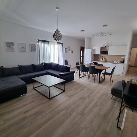 Apartments Leticia Vrsi Chambre photo