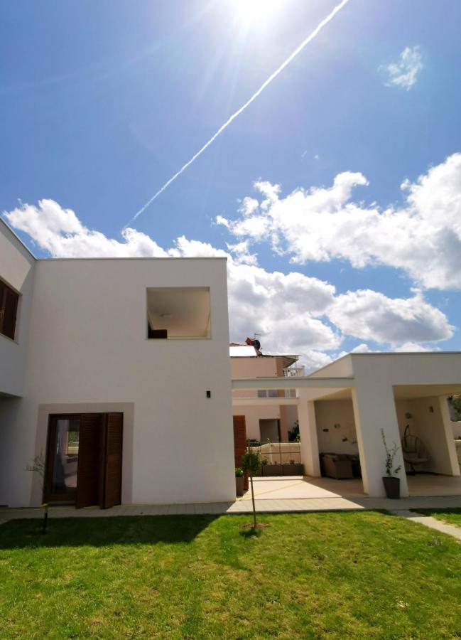 Apartments Leticia Vrsi Extérieur photo