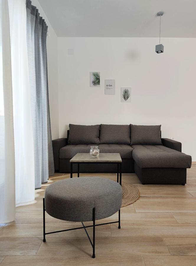Apartments Leticia Vrsi Extérieur photo
