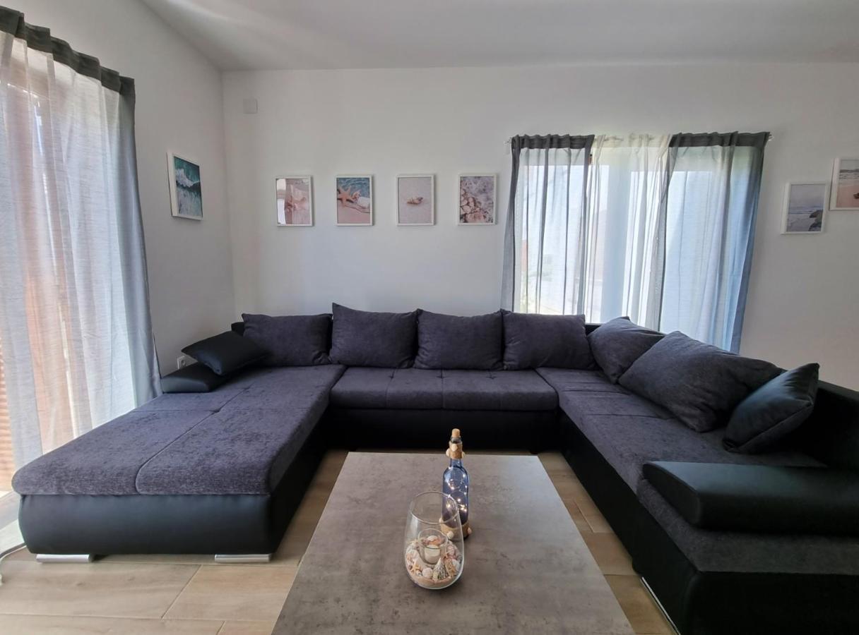 Apartments Leticia Vrsi Extérieur photo