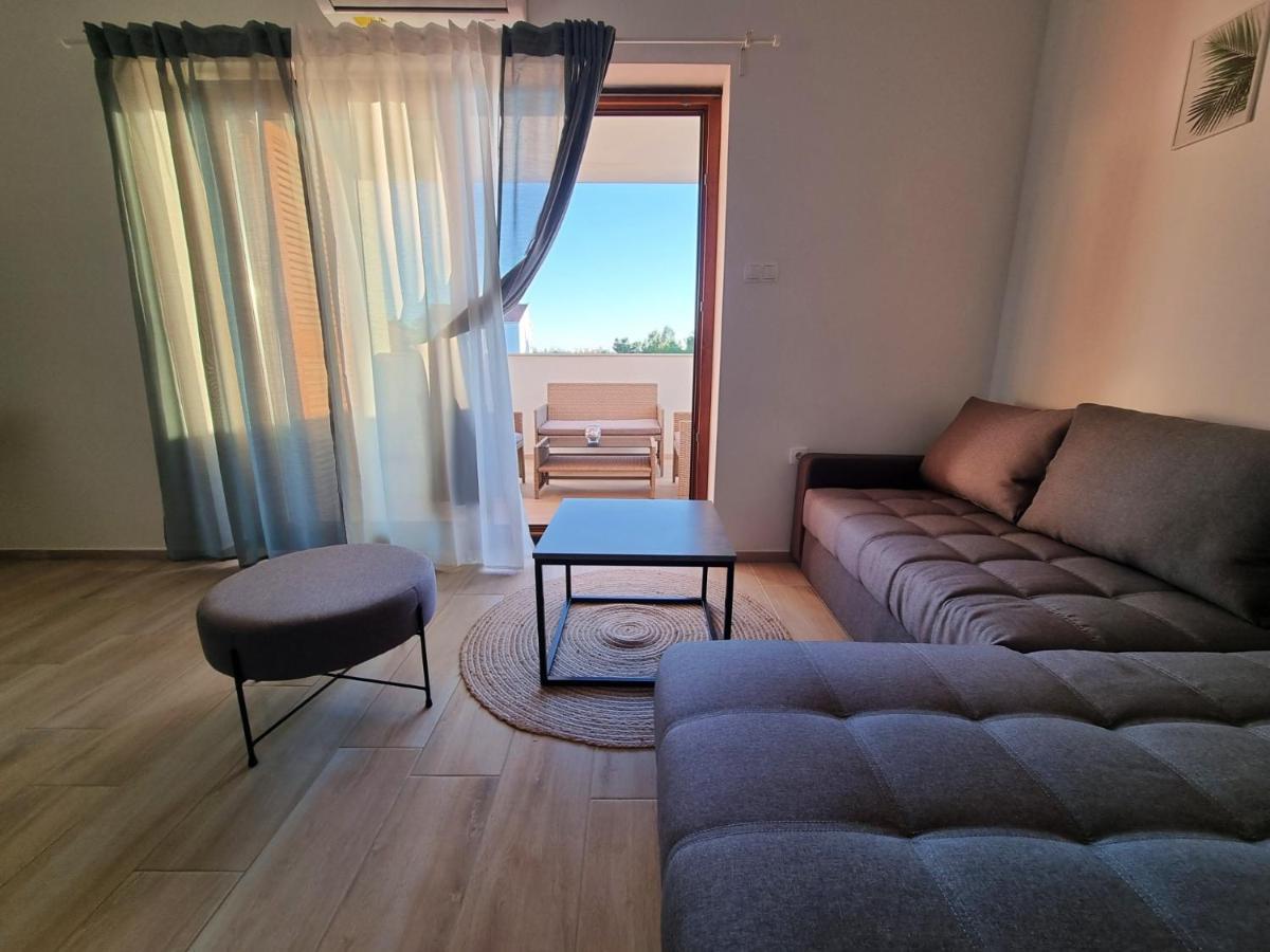 Apartments Leticia Vrsi Extérieur photo
